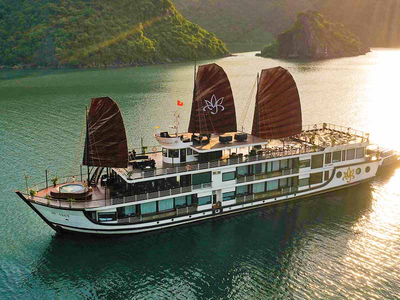 Orchid Classic Cruise - A Timeless Voyage Through Lan Ha Bay - 2 Days 1 Night - Lan Ha Bay & Cat Ba Island